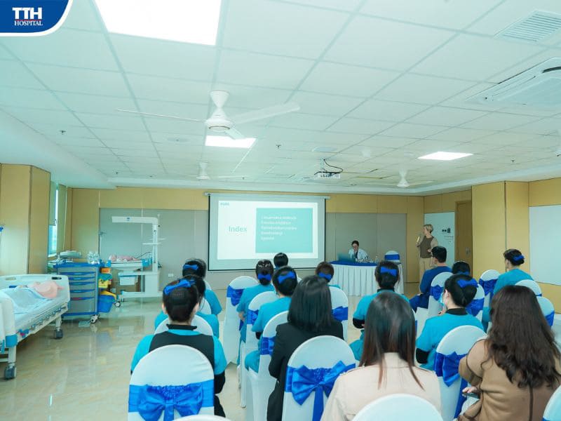 Hợp tác và chuyển giao công nghệ y tế