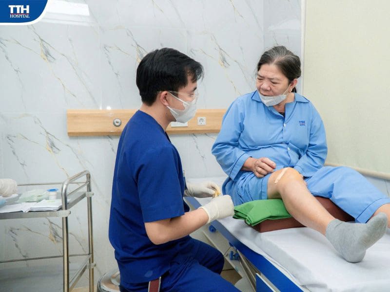 Tiêm chất nhờn vào khớp gối có lợi ích gì?