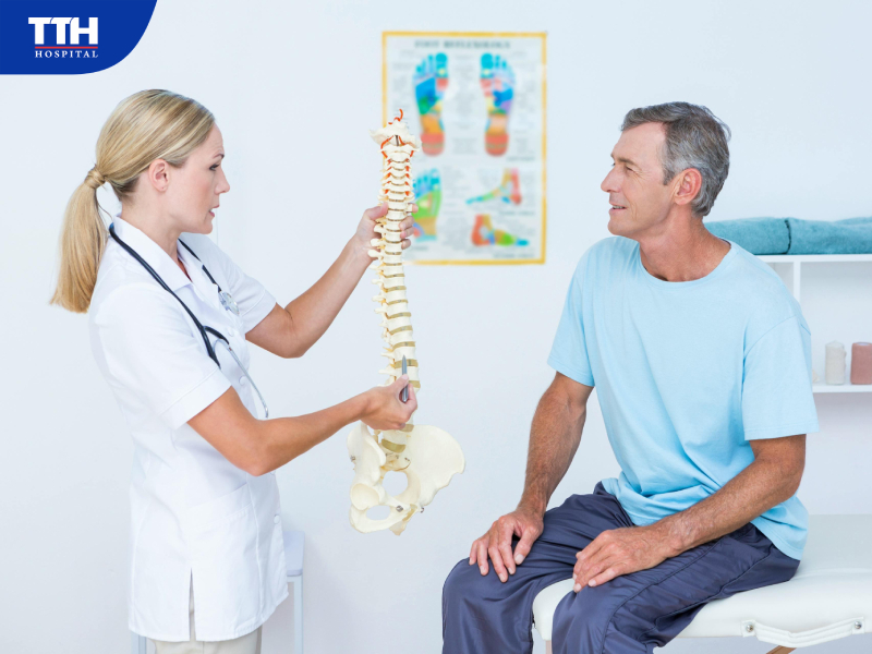 Đau cổ vai gáy, thoát vị đĩa đệm, thoái hóa cột sống là những bệnh lý như thế nào?