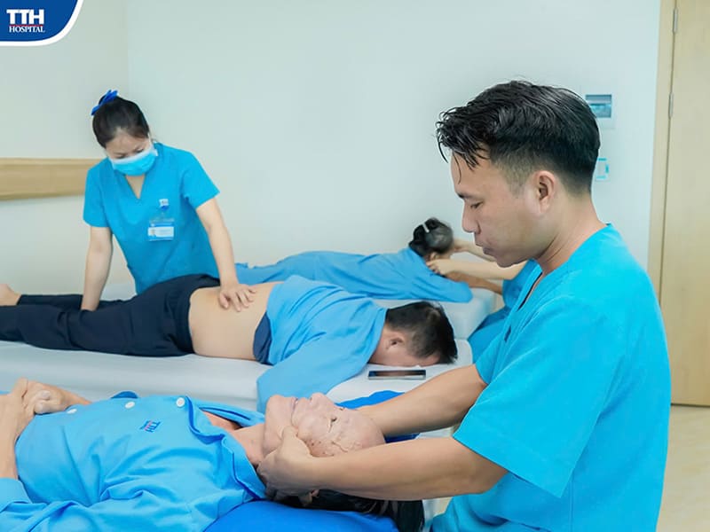 Khoa YHCT - Phục hồi toàn diện, an toàn