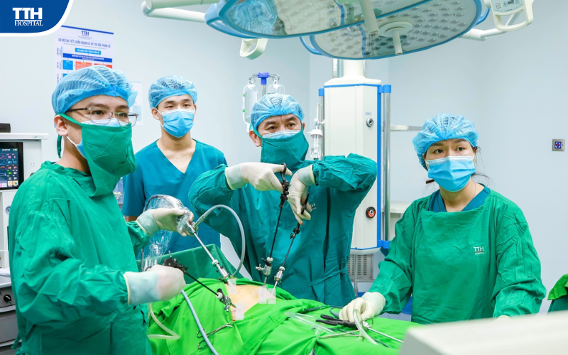 Phẫu thuật nội soi phụ khoa tth Quảng Bình