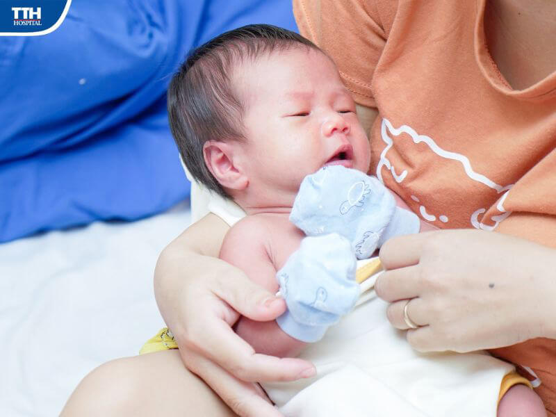 Phương pháp điều trị vàng da sơ sinh