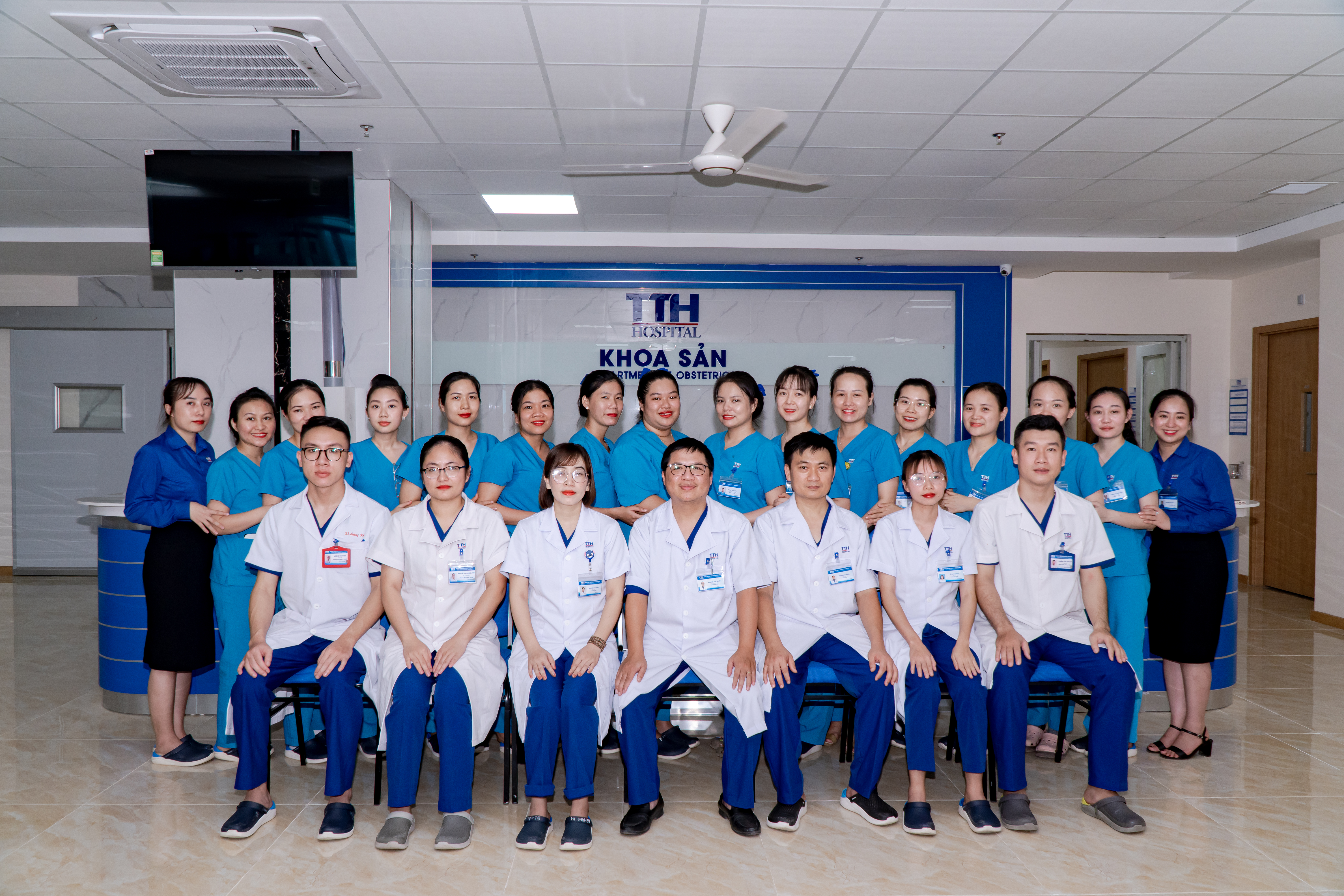 Tập thể khoa sản tth quảng bình