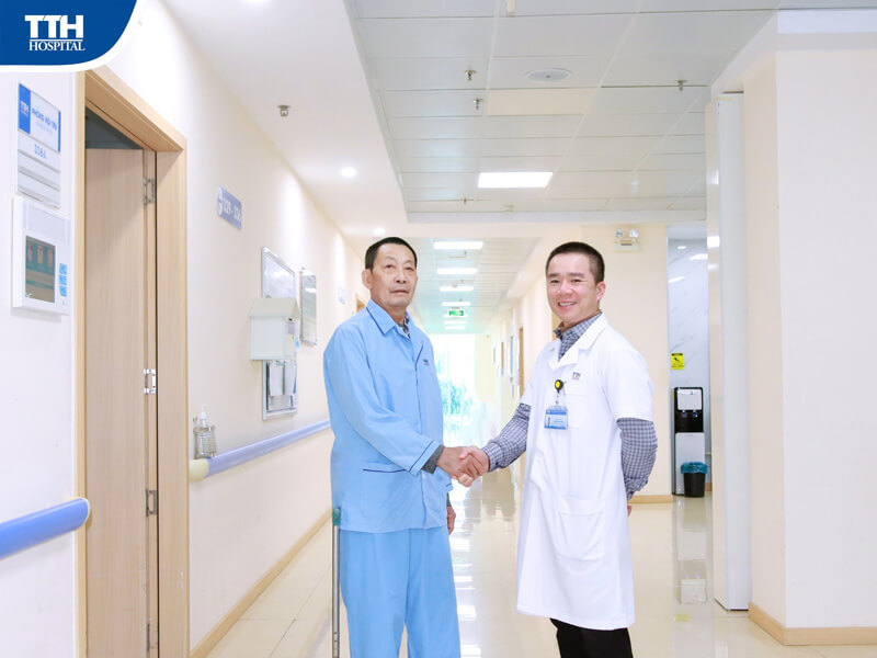 Về chuyên gia Tiến sĩ, Bác sĩ Nguyễn Quang